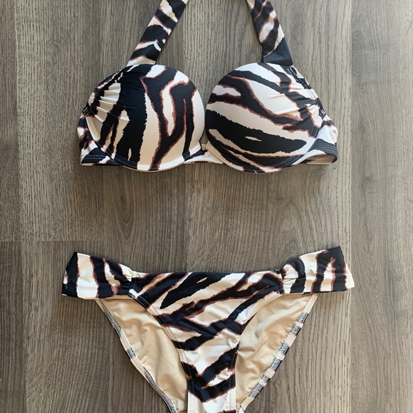32B Bombshell S bottoms zebra tiger - Picture 1 of 3